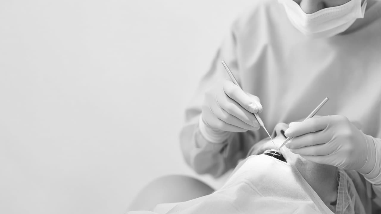 ¿Cuándo es necesaria una cirugía periodontal?